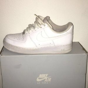 Nike low Air Force zones white